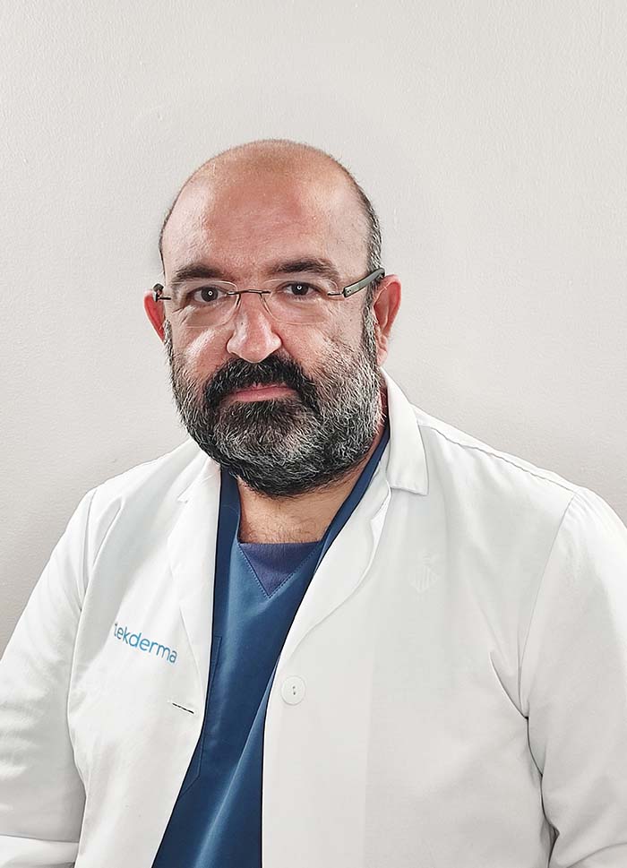 Dr. Ernesto Sanz - Cirujano Plástico
