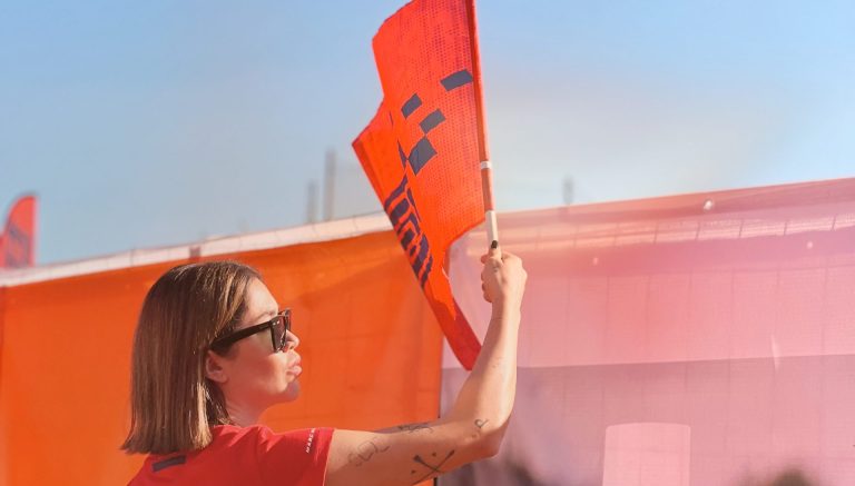 El equipo Tekderma en el Mundial de MotoGP en el Circuito Ricardo Tormo en Cheste, Valencia