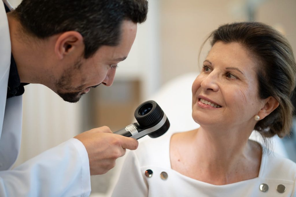Cómo eliminar las manchas de la cara